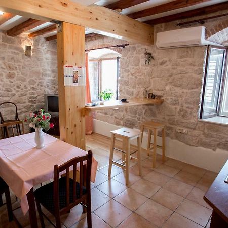 Apartment Riva Sibenik Exterior photo