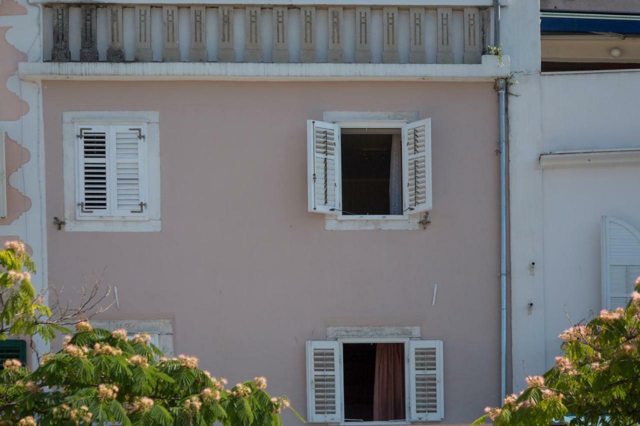 Apartment Riva Sibenik Exterior photo
